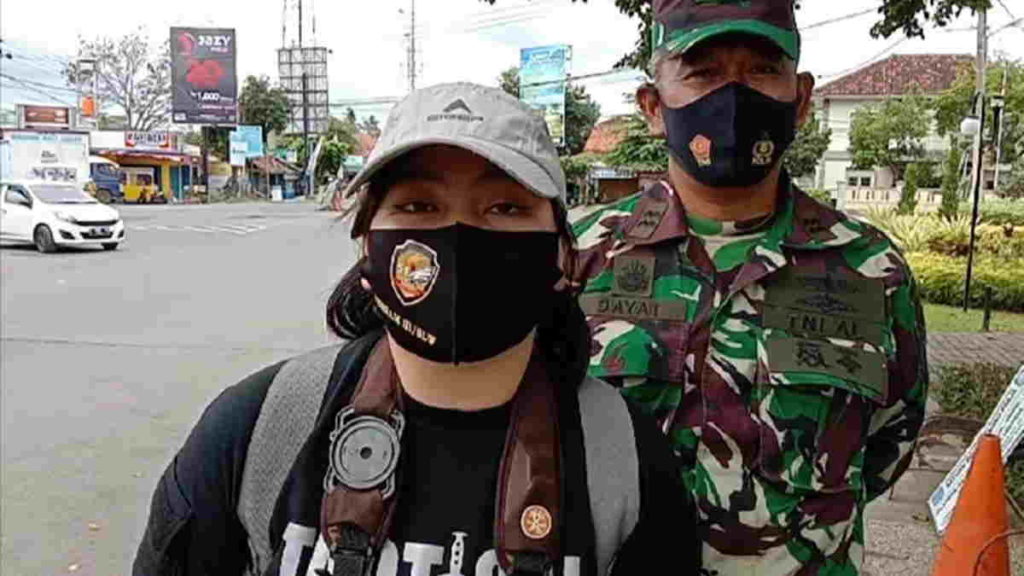 TNI AL Pangandaran Razia Masker bersama Resimen Mahasiswa