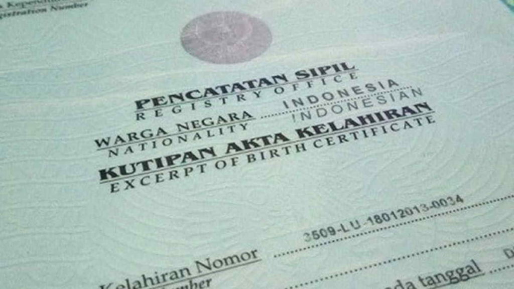 Warga Ciamis Keluhkan Lambatnya Proses Pembuatan Akta Online