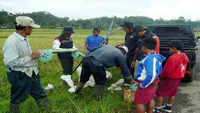 Petani Sukamantri