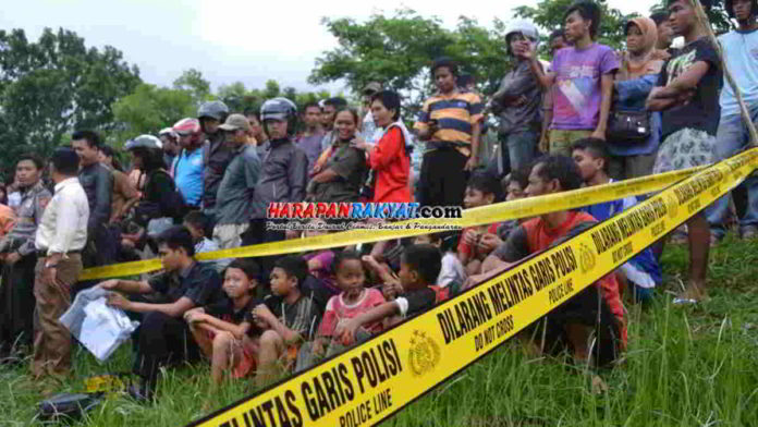 geger penemuan Empat Tas Mencurigakan