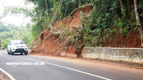 Titik Ruas Jalan Beber Ciamis Ini Rawan Alami Longsor