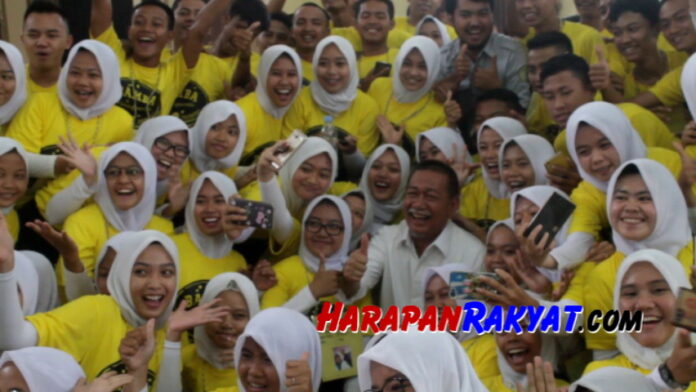 Mahasiswa Unigal Ciamis Antusias Bertemu Wagub Jabar
