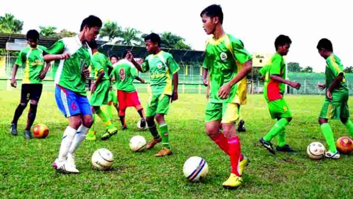 Kelas Khusus Sepak bola