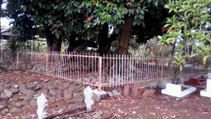 Makam Mama Wali Said