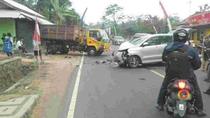 truk Sampah