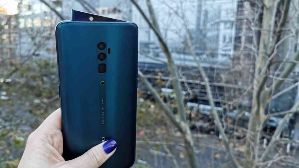 Desain Oppo Reno 5G.