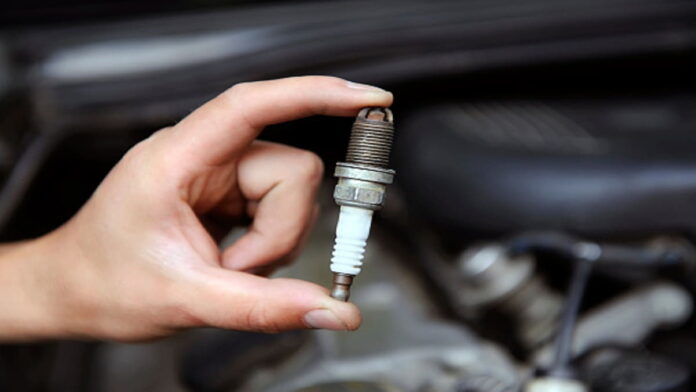 Perbedaan Busi Motor Asli dan Palsu, Simak Ini Sebelum Membeli!