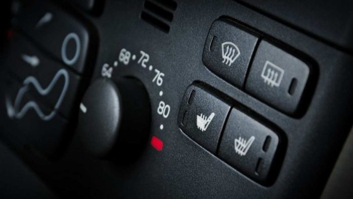 Fitur Defogger pada Mobil