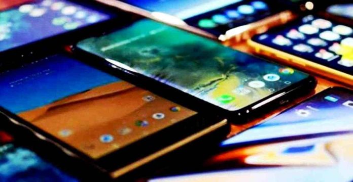 HP jadul yang tak layak dibeli di akhir tahun 2019.