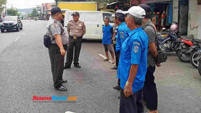 Juru parkir di Kota Banjar