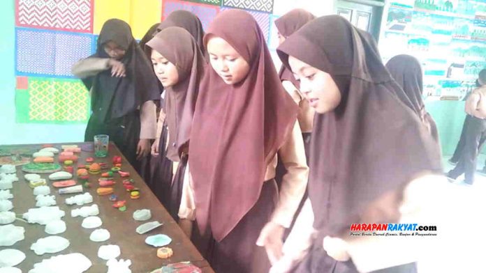 Pameran SMPN 1 Padaherang