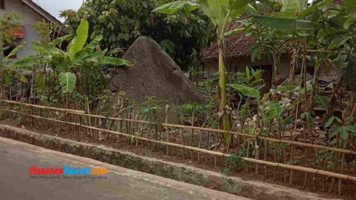 kisah batu sumbul
