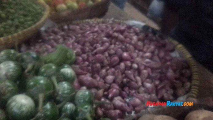 harga bawang merah di Pasar Ciamis