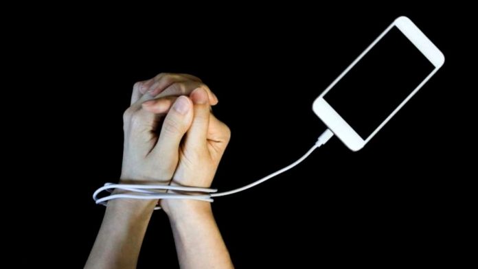 Detox smartphone penting dilakukan agar hidup kamu lebih sehat dan bahagia