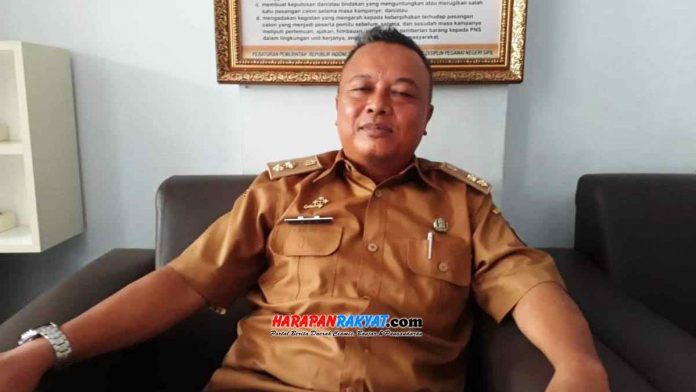 Dalam razia GDN (Gerakan Disiplin Nasional) yang digelar setiap bulan oleh Inspektorat Kabupaten Ciamis, bekerjasama dengan Satpol PP dan BKSDM, selalu mendapatkan PNS maupun non PNS di lingkup Pemkab Ciamis, Jawa Barat, yang mangkir saat jam kerja.