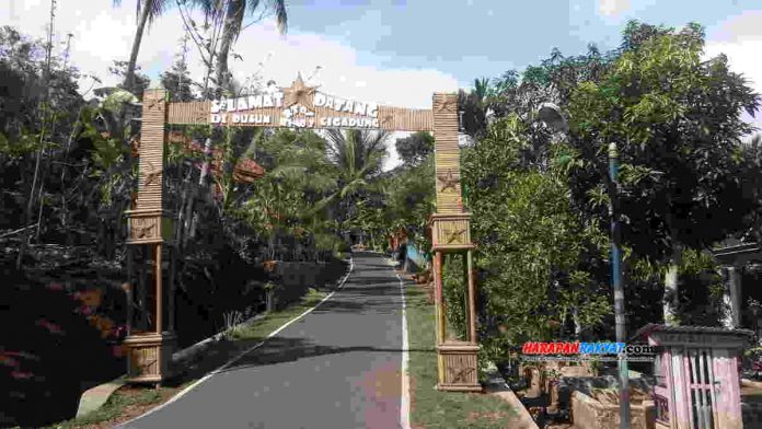 Penerangan Jalan Perhutani