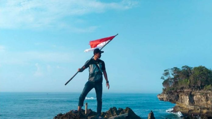 wisata di pantai madasari pangandaran