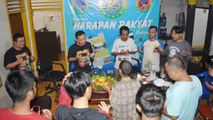 Refleksi 16 Tahun Harapan Rakyat Media, Direksi dan Karyawan Gelar Tasyakur Binikmat