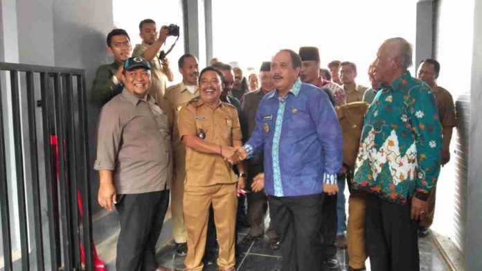 Bupati Pangandaran Resmikan Pasar Desa Karangkamiri