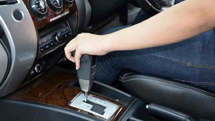 Cara Merawat Transmisi Mobil Matic