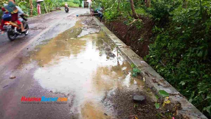 drainase menyempit