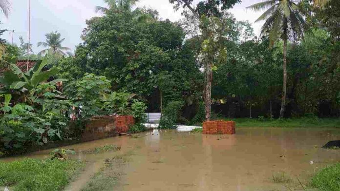 Kades Ciherang Ciamis Bantah Banjir Rendam Rumah Penduduk