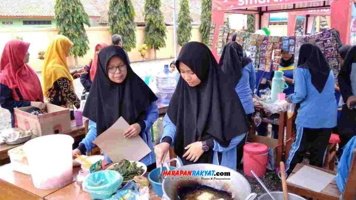 siswa MAN 4 Ciamis, mengikuti kegiatan Panca Lomba yang dilaksanakan di kampus MAN 4 Ciamis, Jawa Barat, Jum’at (24/01/2020).