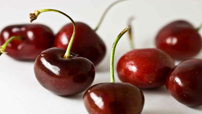Manfaat Buah Ceri, Ampuh sebagai Obat Asam Urat hingga Kanker
