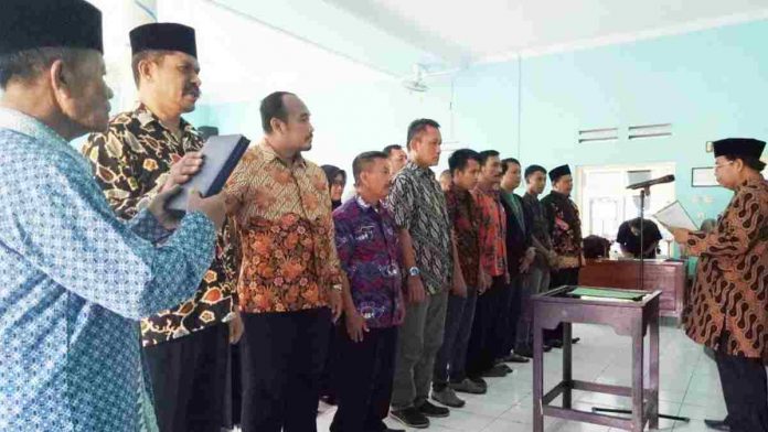 Panitia Pilkades Dewasari Ciamis Resmi Dilantik