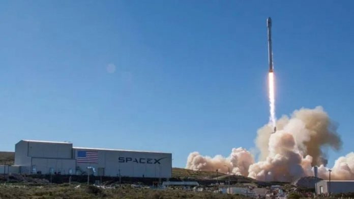 Roket Falcon 9 SpaceX Meledak