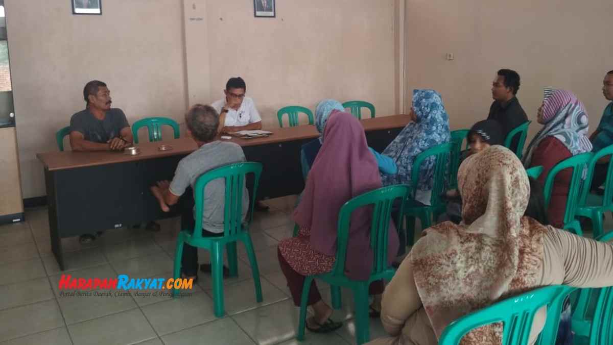 Pedagang Geruduk UPTD Pasar Ciamis, Pertanyakan Pembukaan Blok C