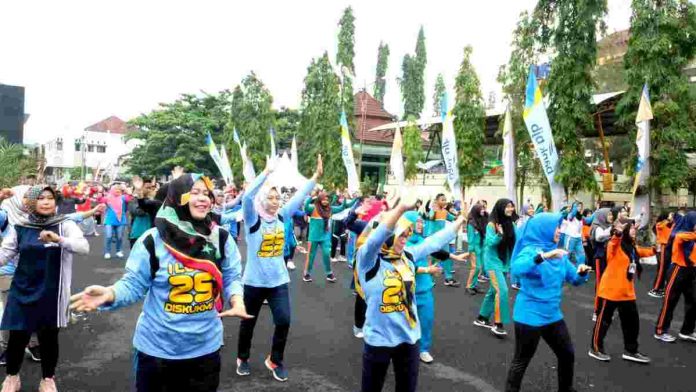 Meriahkan Hari Jadi Kota Banjar ke-17, bank bjb menyelenggarakan event yang bertema “bjb Bagi-bagi Tandamata”, Jum’at (28/02/2020).