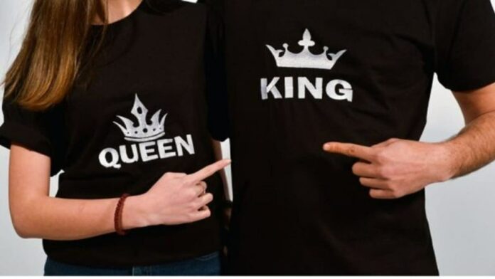 Desain Baju Couple Romantis