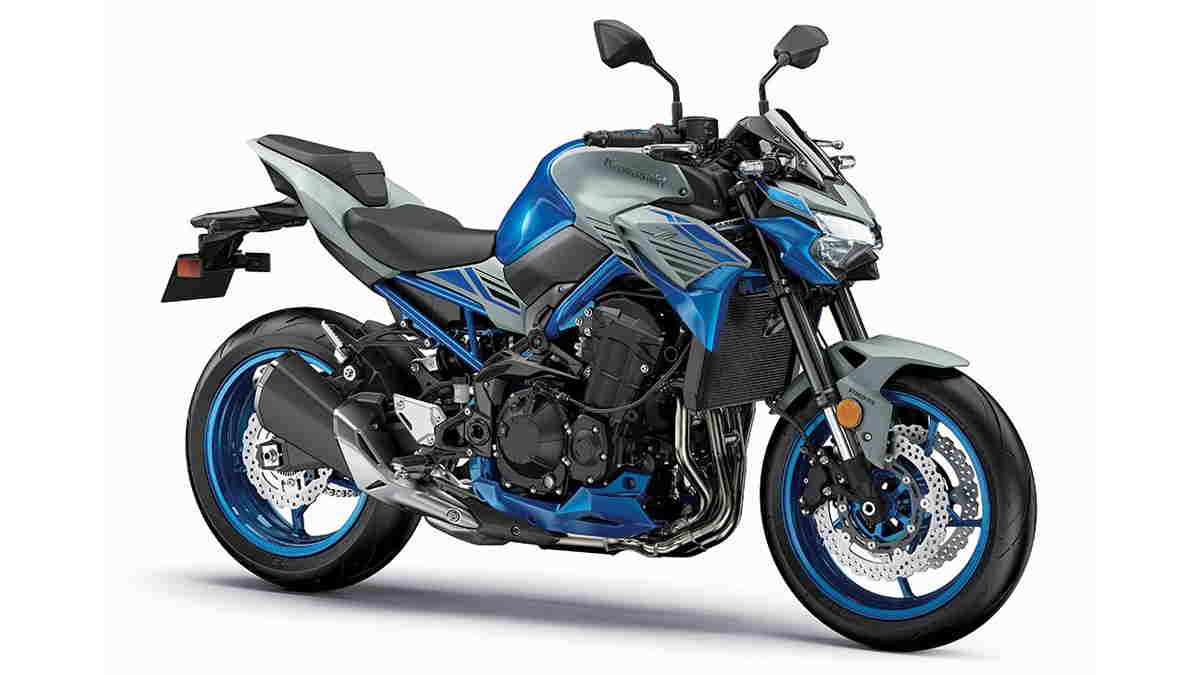 Kawasaki ZR900 Mengaspal di Indonesia Dibanderol Rp 250 Juta