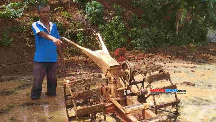 Mesin Traktor yang hilang