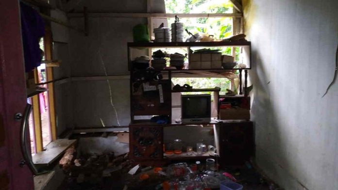 Rumah Warga Langkaplancar Pangandaran Rusak Tersambar Petir