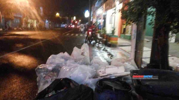 Sampah Menumpuk
