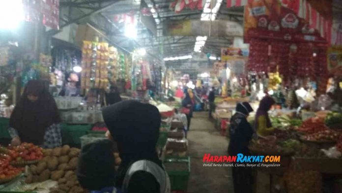 Akibat Corona, Omset Pedagang Sayuran di Pasar Ciamis Turun Drastis
