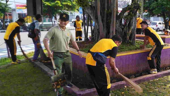 Antisipasi Virus Corona, Polisi-TNI Gelar Aksi Bersih-bersih di Pusat Kota Ciamis