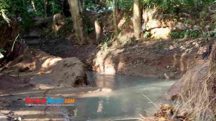 Jebol Akibat Banjir, Tanggul Anak Sungai Citalahab Ciamis Minta Diperbaiki