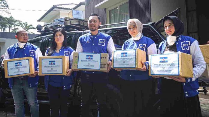Lawan Corona, Partai Demokrat Salurkan Masker, Disinfektan, dan Sarung Tangan untuk Tenaga Medis di Jakarta