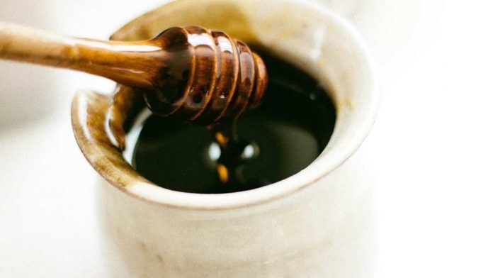 Manfaat Madu Hitam