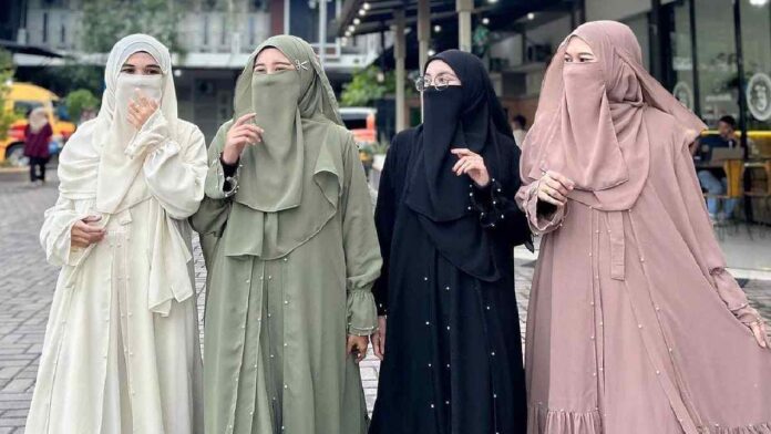 Baju Wanita Muslim Terbaru Buat Tampilan Semakin Anggun