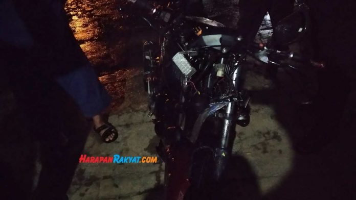 Tabrakan Motor Byson