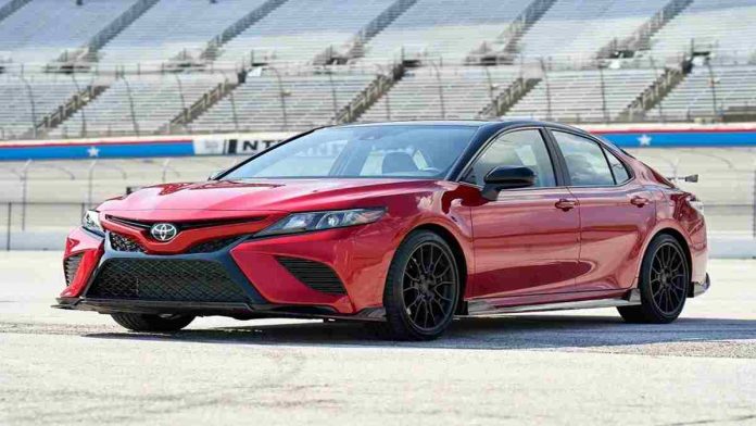 toyota camry TRD 2020