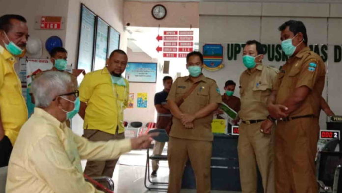 Bantu Lawan Corona, Partai Golkar Pangandaran Berikan Bantuan APD ke Puskesmas Parigi