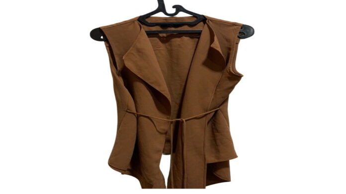 Cardigan Tanpa Lengan