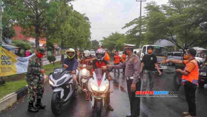 Hari Kesiapsiagaan Nasional, BPBD Kota Banjar Bagikan Takjil dan Operasi Masker Pengguna Jalan