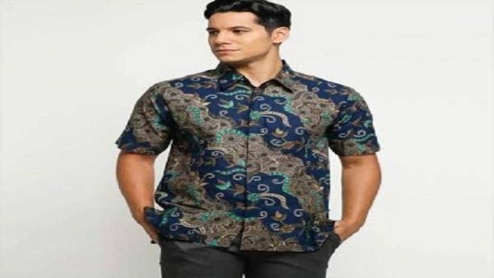 Model Baju Batik Pria
