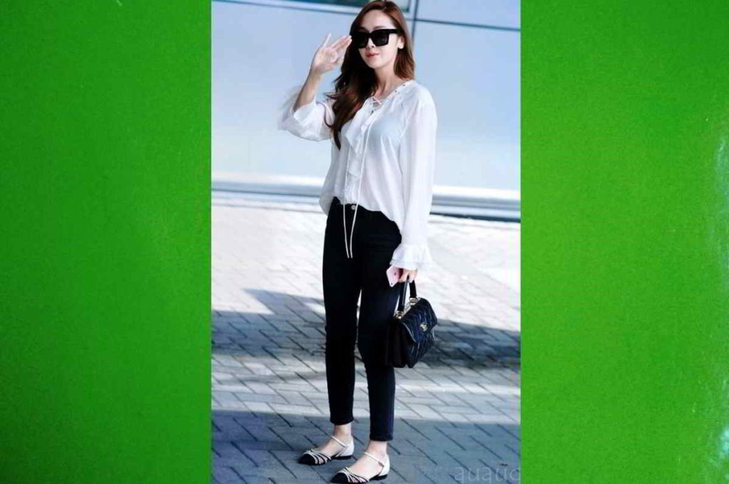 Rekomendasi outfit kerja casual tapi tetap rapi ala Jessica Jung. Photo: Net/Ist.